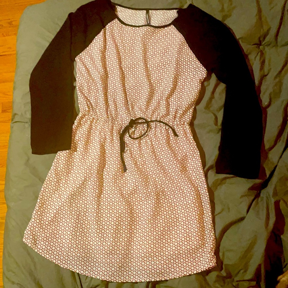 Long Sleeve Short Dress/Peppermint Boutique/Large